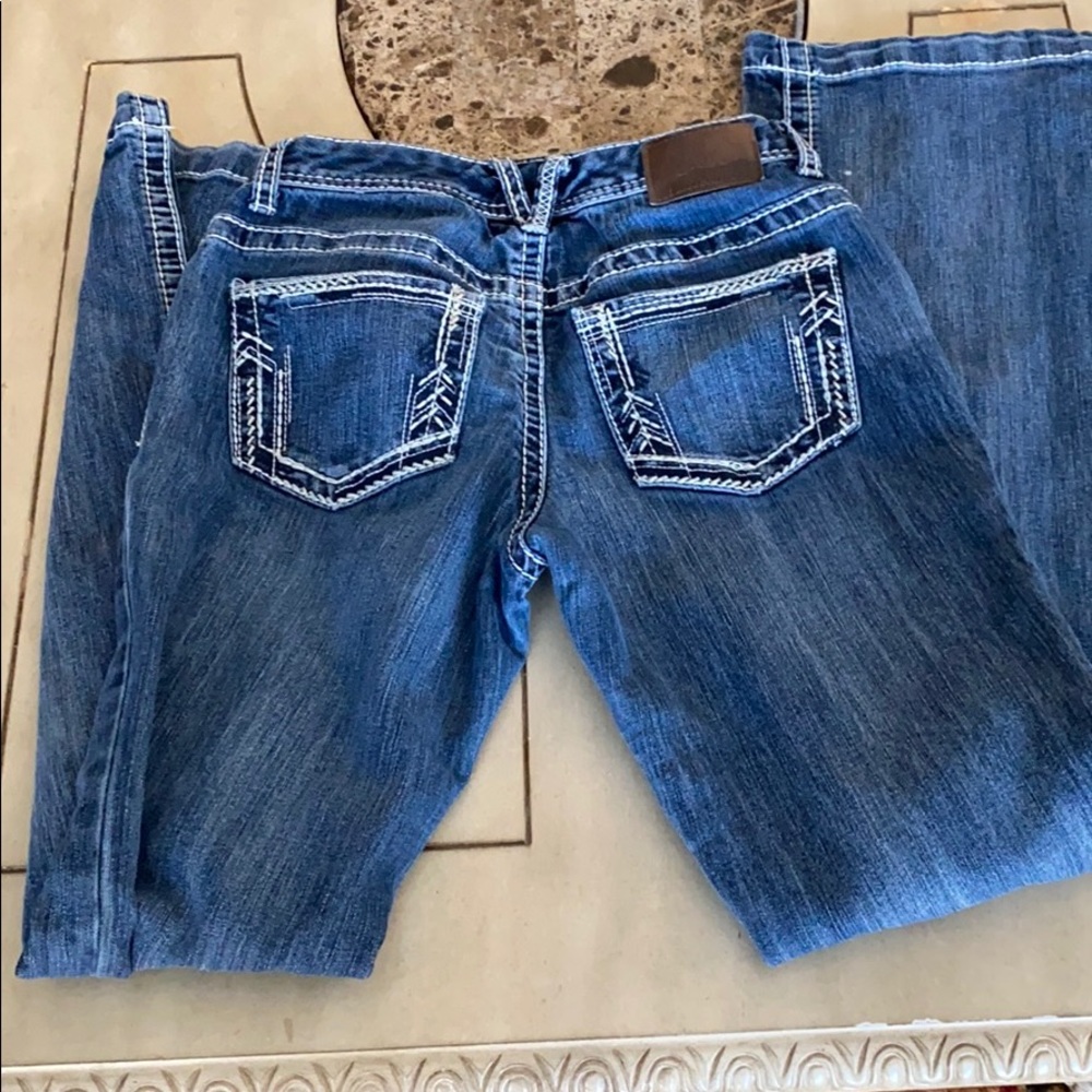 Maurices jeans